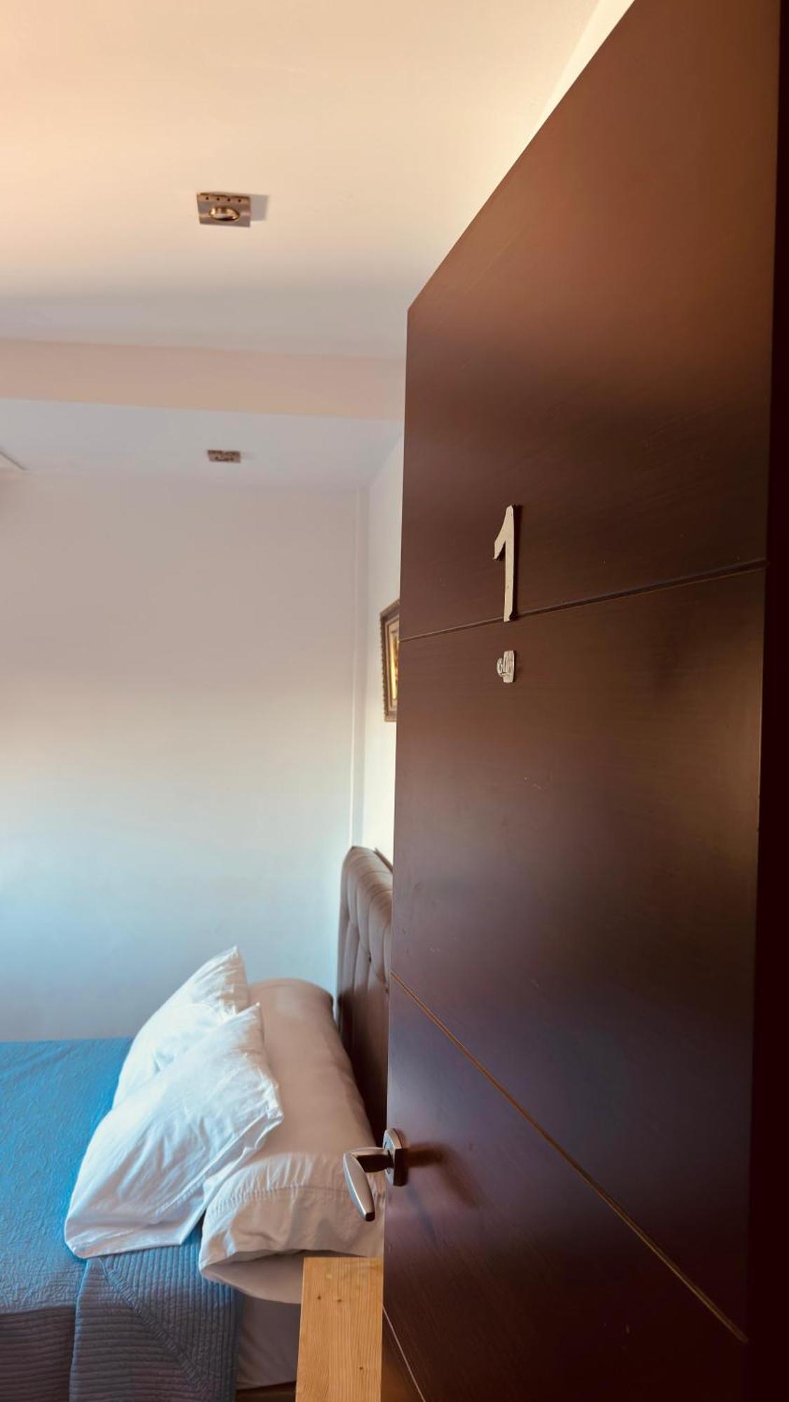 Red House Bed & Breakfast Llucmajor (Mallorca) Quarto foto
